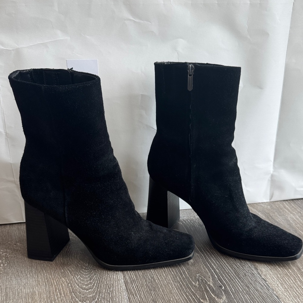 Sam Edelman Black Suede Heeled Boots SK